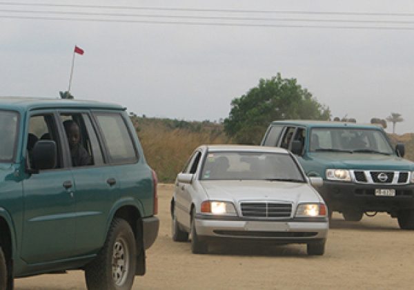 <span style="color: #ffffff;">נהיגה מבצעית</span>